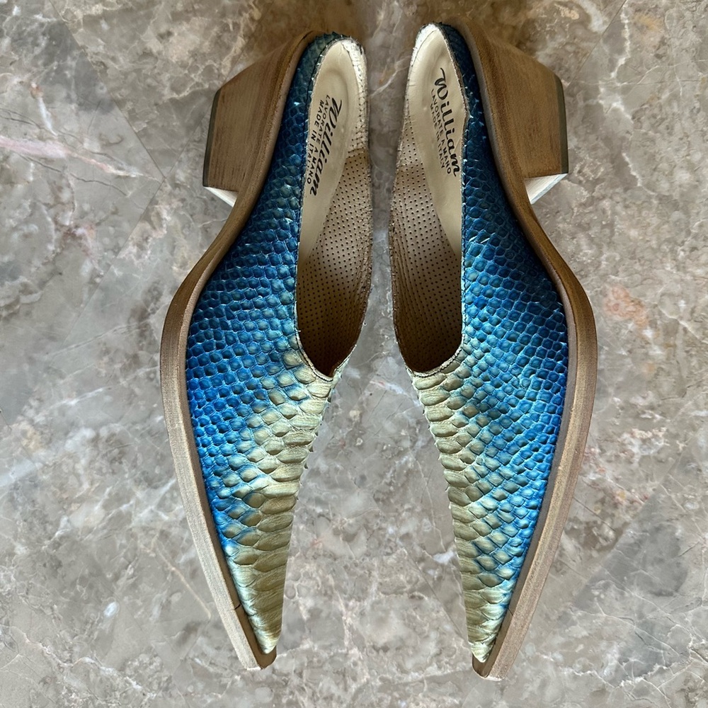 Gorgeous Electric Blue Python Mules - image 5